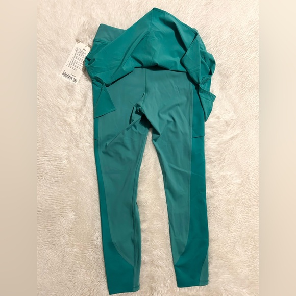 Lululemon 2 in 1 High Rise Tennis Skirt Leggings 25” - Picture 11 of 16